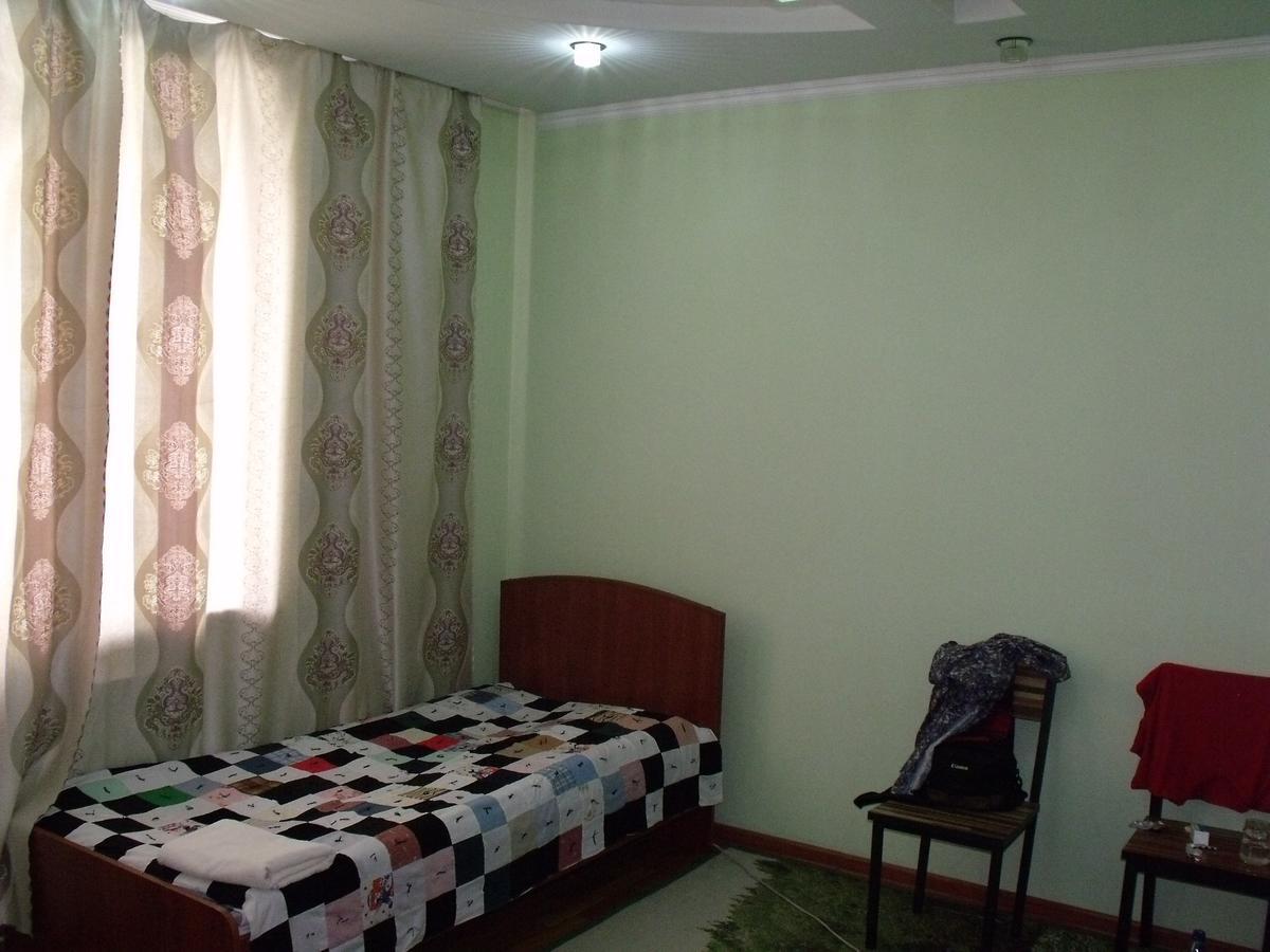 Hostel Visit Ош Екстериор снимка